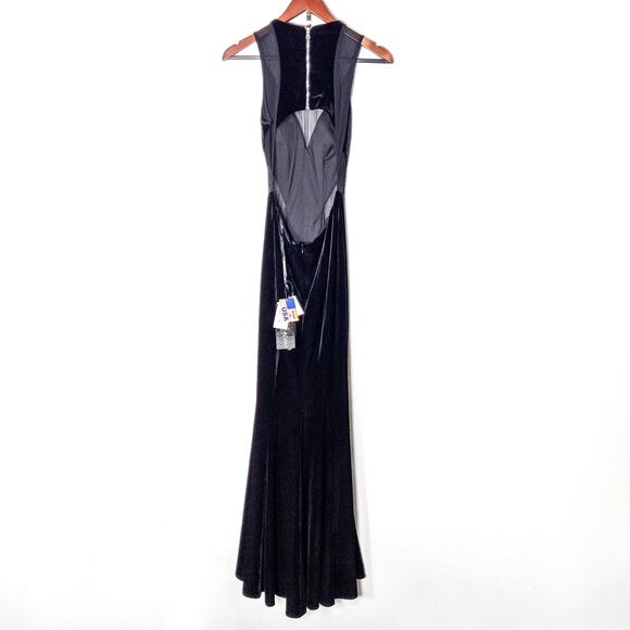 Betsy and Adam Velvet Gown Black Size 2 Artful Statement Elegant - Picture 2 of 10